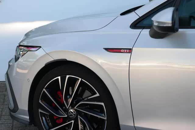 Volkswagen Golf (2024) thumbnail 15