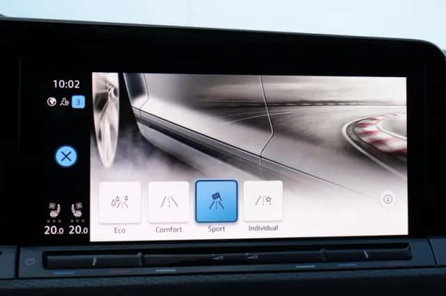 Volkswagen Golf (2024) thumbnail 21