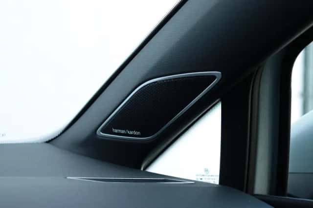 Volkswagen Golf (2024) thumbnail 24