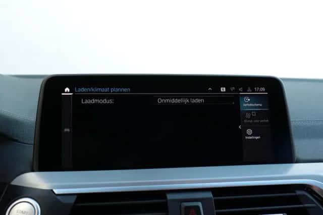 BMW X3 (2020) thumbnail 23