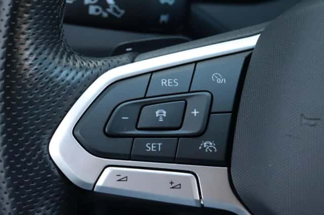 Volkswagen Passat (2020) thumbnail 16