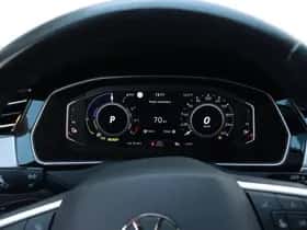 Volkswagen Passat (2020) thumbnail 17