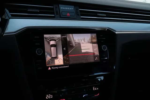 Volkswagen Passat (2020) thumbnail 19