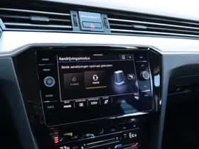 Volkswagen Passat (2020) thumbnail 24