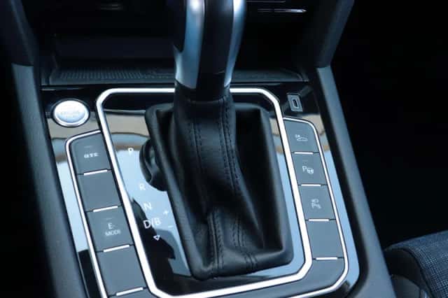 Volkswagen Passat (2020) thumbnail 25