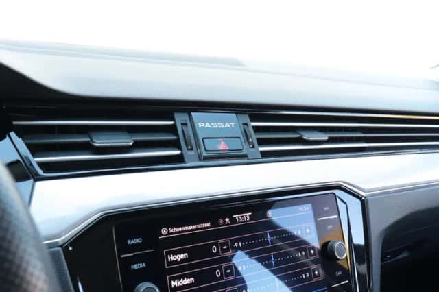 Volkswagen Passat (2020) thumbnail 31