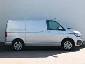 Volkswagen Transporter (2023) thumbnail 3