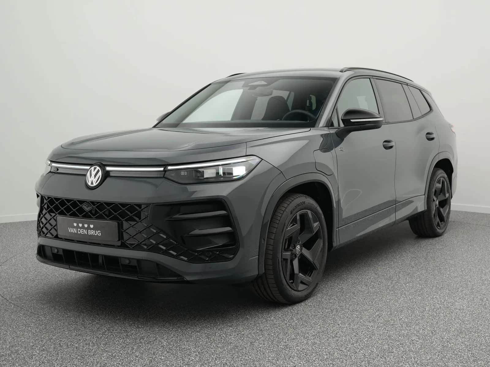 Volkswagen Tayron (2025) — foto 1