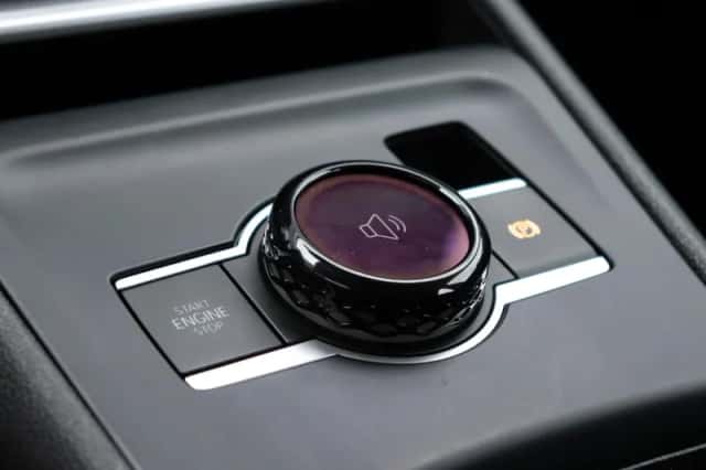 Volkswagen Tiguan (2025) thumbnail 14