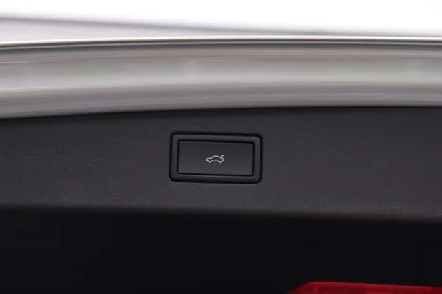 Volkswagen Tiguan (2025) thumbnail 6