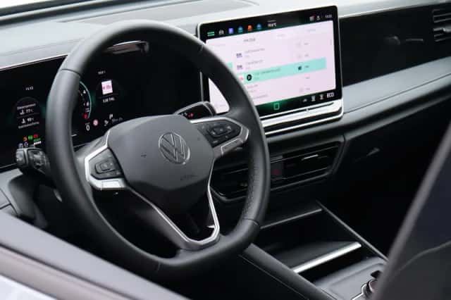 Volkswagen Tiguan (2025) thumbnail 8