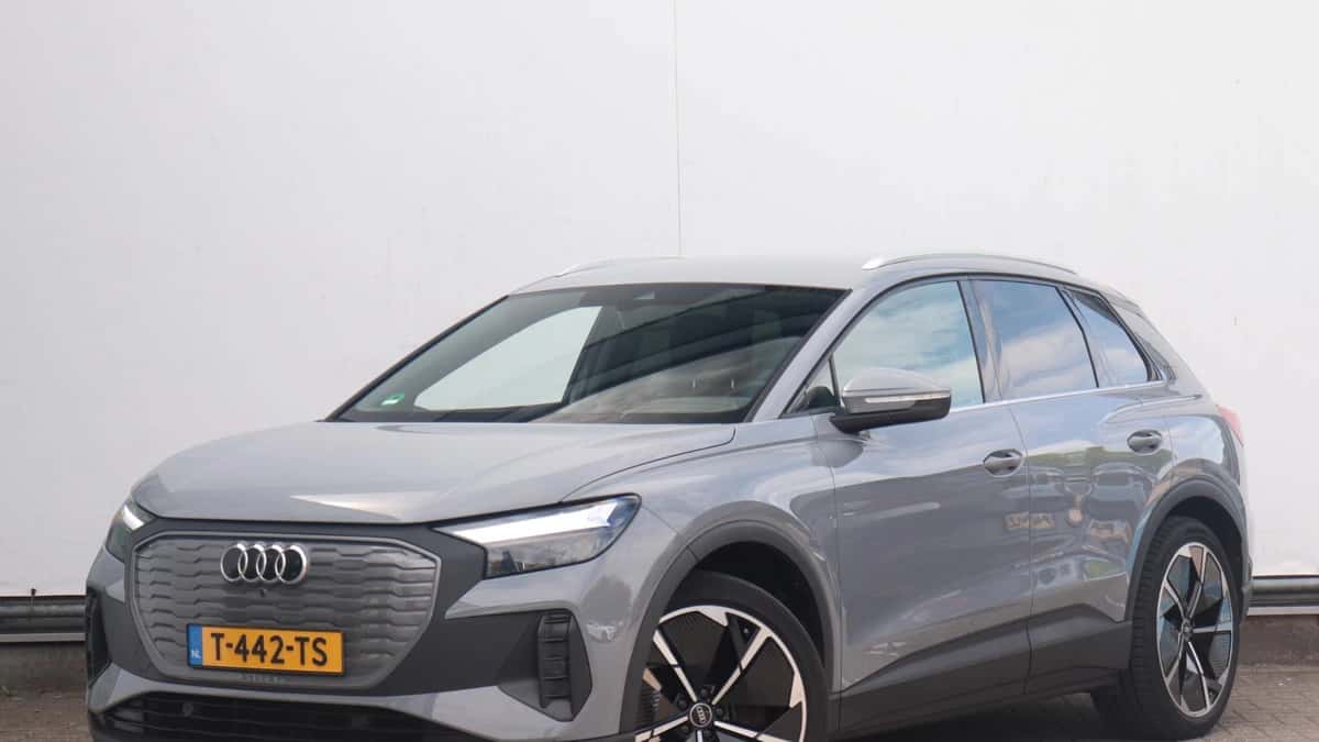 Audi Q4 e-tron (2022) — foto 1