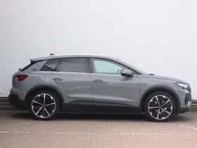 Audi Q4 e-tron (2022) thumbnail 3