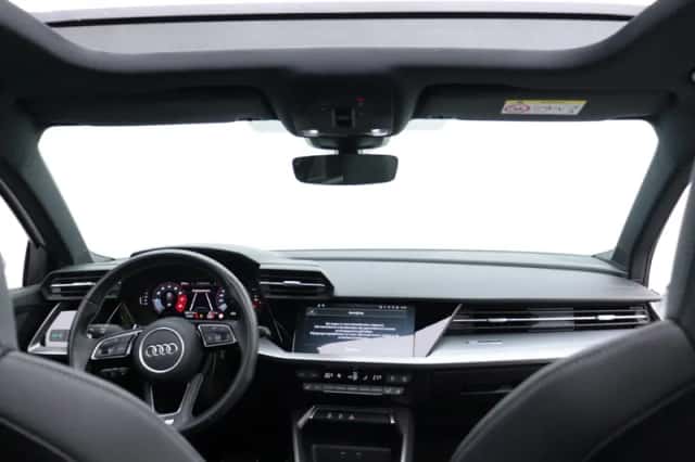 Audi A3 (2023) thumbnail 12