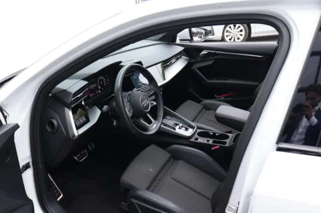 Audi A3 (2023) thumbnail 7