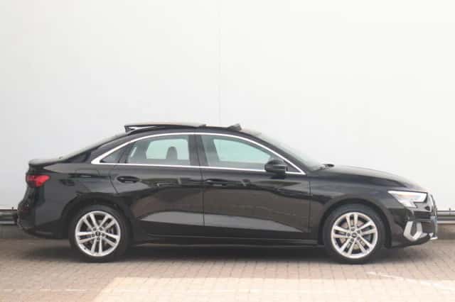 Audi A3 (2021) thumbnail 2