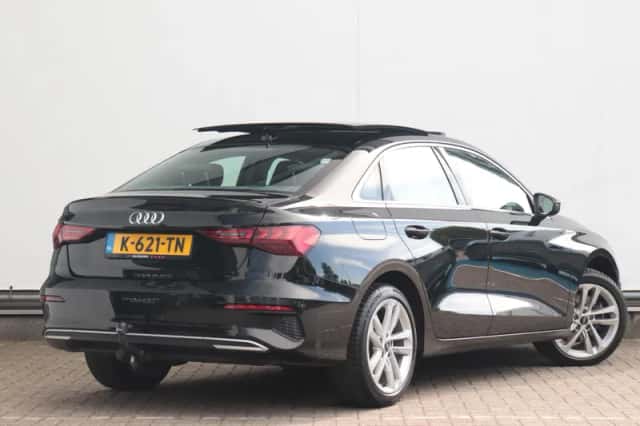 Audi A3 (2021) thumbnail 4