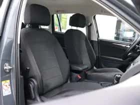 Volkswagen Tiguan (2021) thumbnail 13
