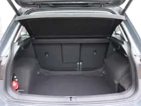 Volkswagen Tiguan (2021) thumbnail 15