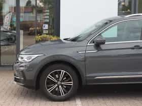 Volkswagen Tiguan (2021) thumbnail 9
