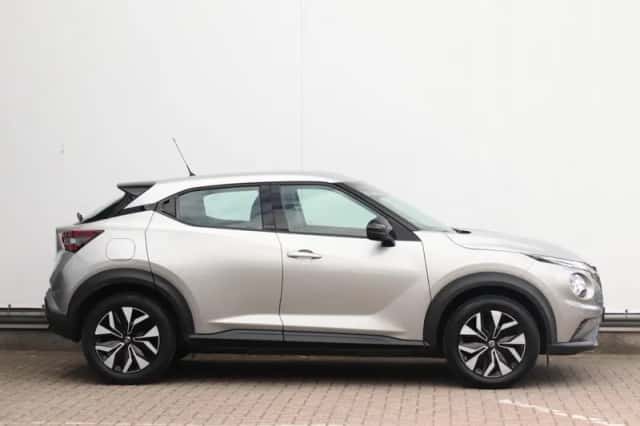Nissan Juke (2022) thumbnail 2
