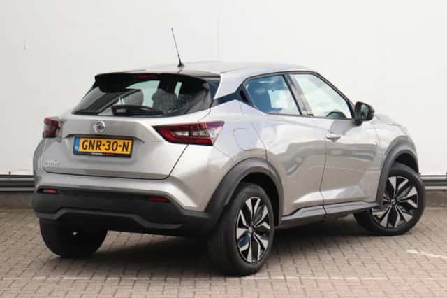 Nissan Juke (2022) thumbnail 4