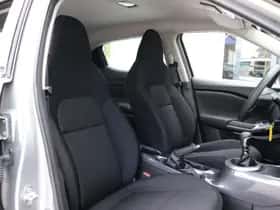 Nissan Juke (2022) thumbnail 8