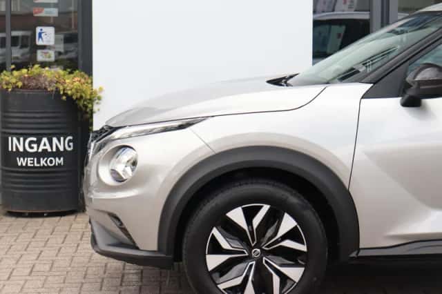 Nissan Juke (2022) thumbnail 10