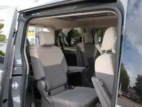 Volkswagen Multivan (2023) thumbnail 11
