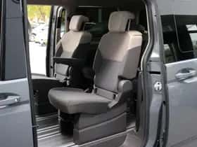 Volkswagen Multivan (2023) thumbnail 15