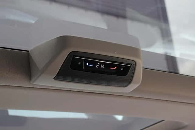 Volkswagen Multivan (2023) thumbnail 17