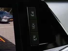 Volkswagen Multivan (2023) thumbnail 28