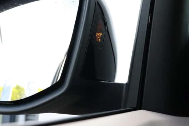 Volkswagen Multivan (2023) thumbnail 30