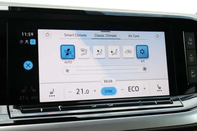 Volkswagen Multivan (2023) thumbnail 32