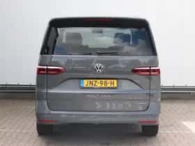 Volkswagen Multivan (2023) thumbnail 5