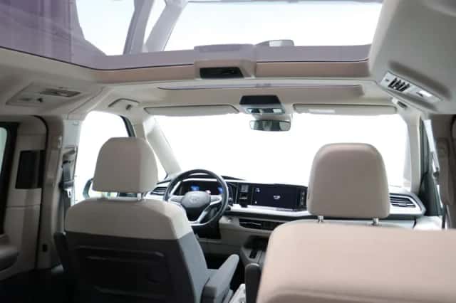 Volkswagen Multivan (2023) thumbnail 7
