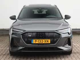 Audi e-tron (2021) thumbnail 2