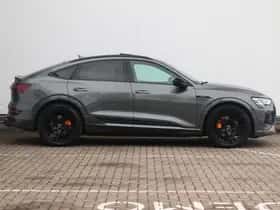 Audi e-tron (2021) thumbnail 4