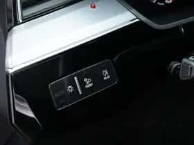 Audi e-tron (2021) thumbnail 36