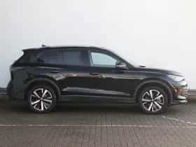 Volkswagen Tiguan (2025) thumbnail 2