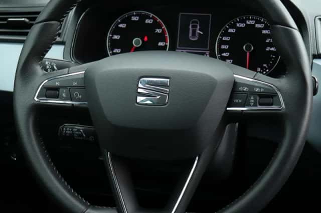 SEAT Arona (2020) thumbnail 23