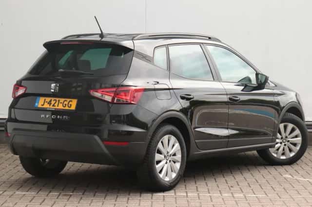 SEAT Arona (2020) thumbnail 5