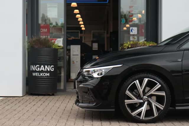 Volkswagen Golf (2024) thumbnail 20