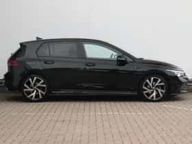Volkswagen Golf (2024) thumbnail 4
