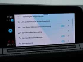Volkswagen Golf (2024) thumbnail 32