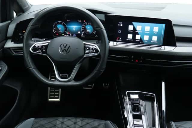 Volkswagen Golf (2024) thumbnail 33