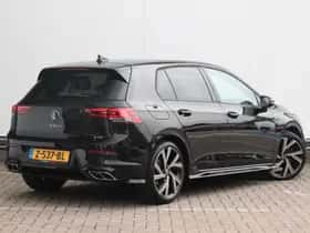 Volkswagen Golf (2024) thumbnail 5