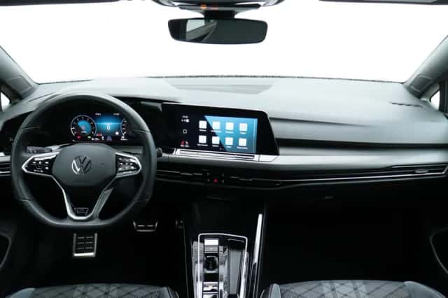 Volkswagen Golf (2024) thumbnail 7