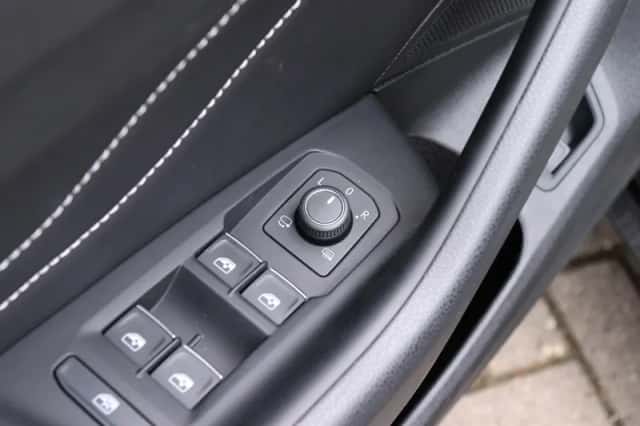 Volkswagen Arteon (2022) thumbnail 14