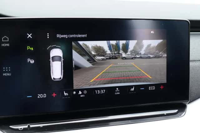 Škoda Octavia (2022) thumbnail 13